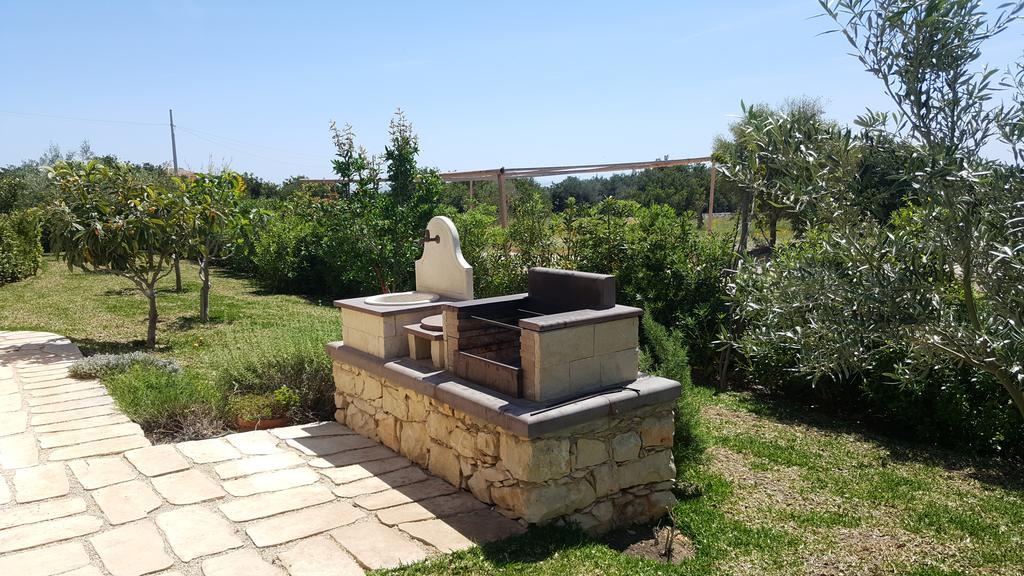 Villa Alla Corte Di Nonna Maria Pozzallo Exterior foto